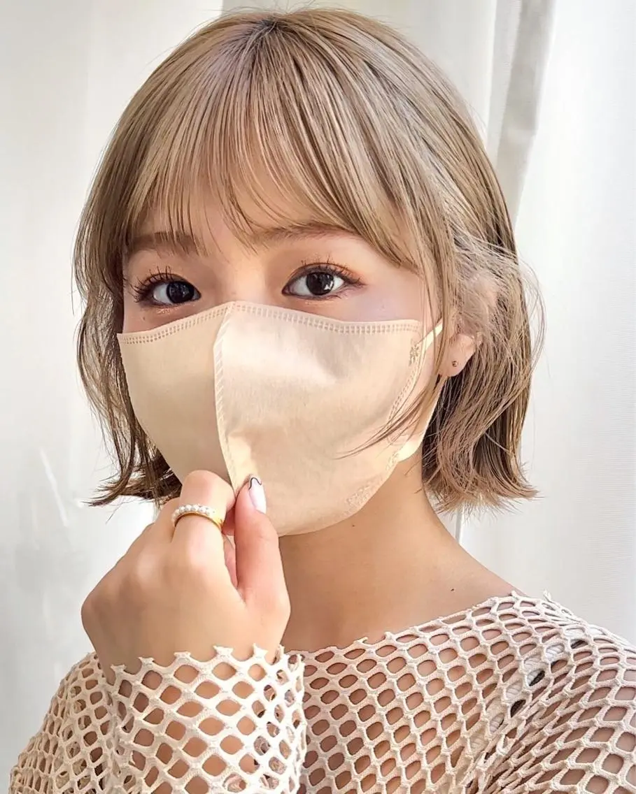 ミディアム カラー ベージュカラー 透明感カラー グレージュ ボブ カット ヘアカラー トリートメント レイヤー専門家 ダブルカラー修のヘアスタイル