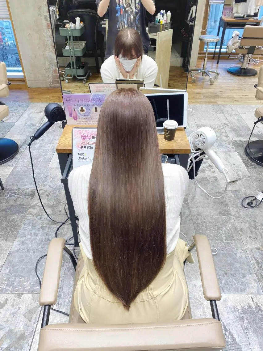 カラー 銀座/レイヤー 顔周りカット溝手優太のヘアスタイル