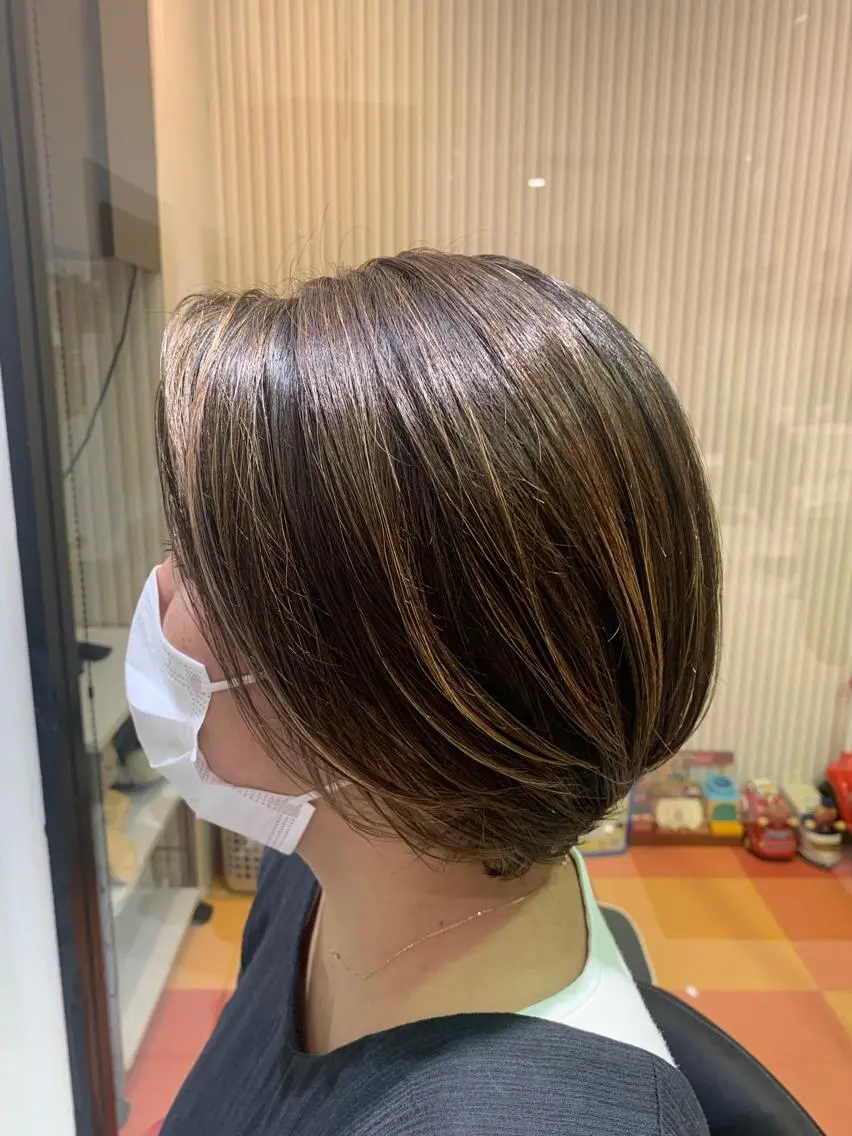 カラー ハイライトカラー ＊カラー・パーマ＊ 植松彩音のヘアスタイル