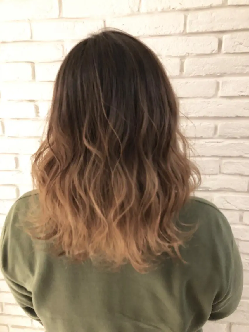 ミディアム 宮下 浩一のヘアスタイル