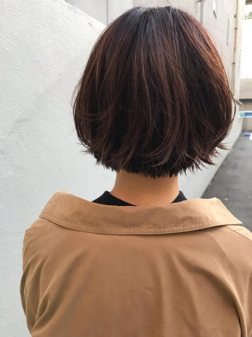 ショート ボブ 伸ばしかけ ショートヘア カット ヘアカラー 縮毛矯正 トリートメント ayane⭐️ボブ・ ショート・パーマのヘアスタイル