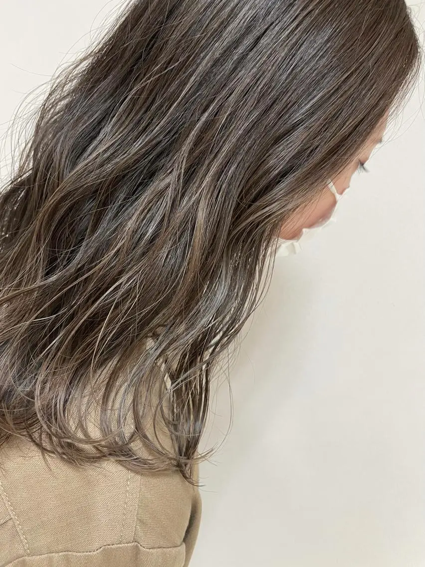 セミロング カラー ヘアアレンジ ヘアカラー トリートメント 【Sweep】おじま のぞみのヘアスタイル
