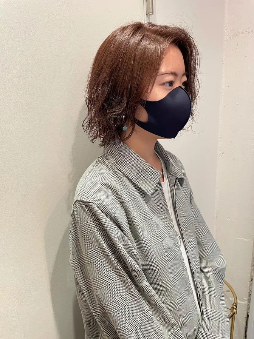 ミディアム カラー カット ヘアカラー パーマ トリートメント MIOベージュカラー 柔らかいカラーのヘアスタイル