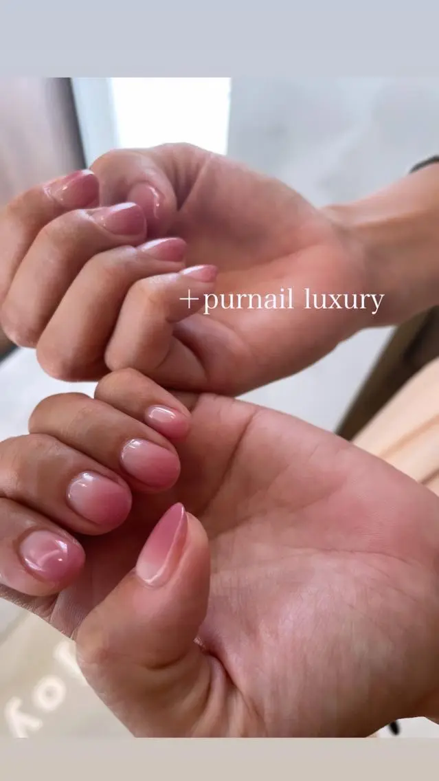 ネイル +pur  nail luxury店のネイルデザイン