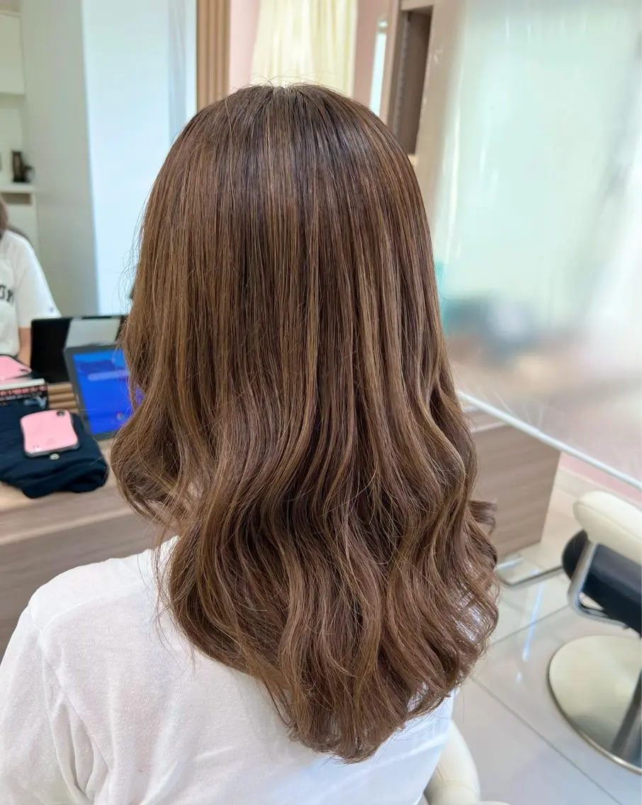 ロング カット ヘアカラー トリートメント 🫧岩﨑 幸恵🧸🫧のヘアスタイル