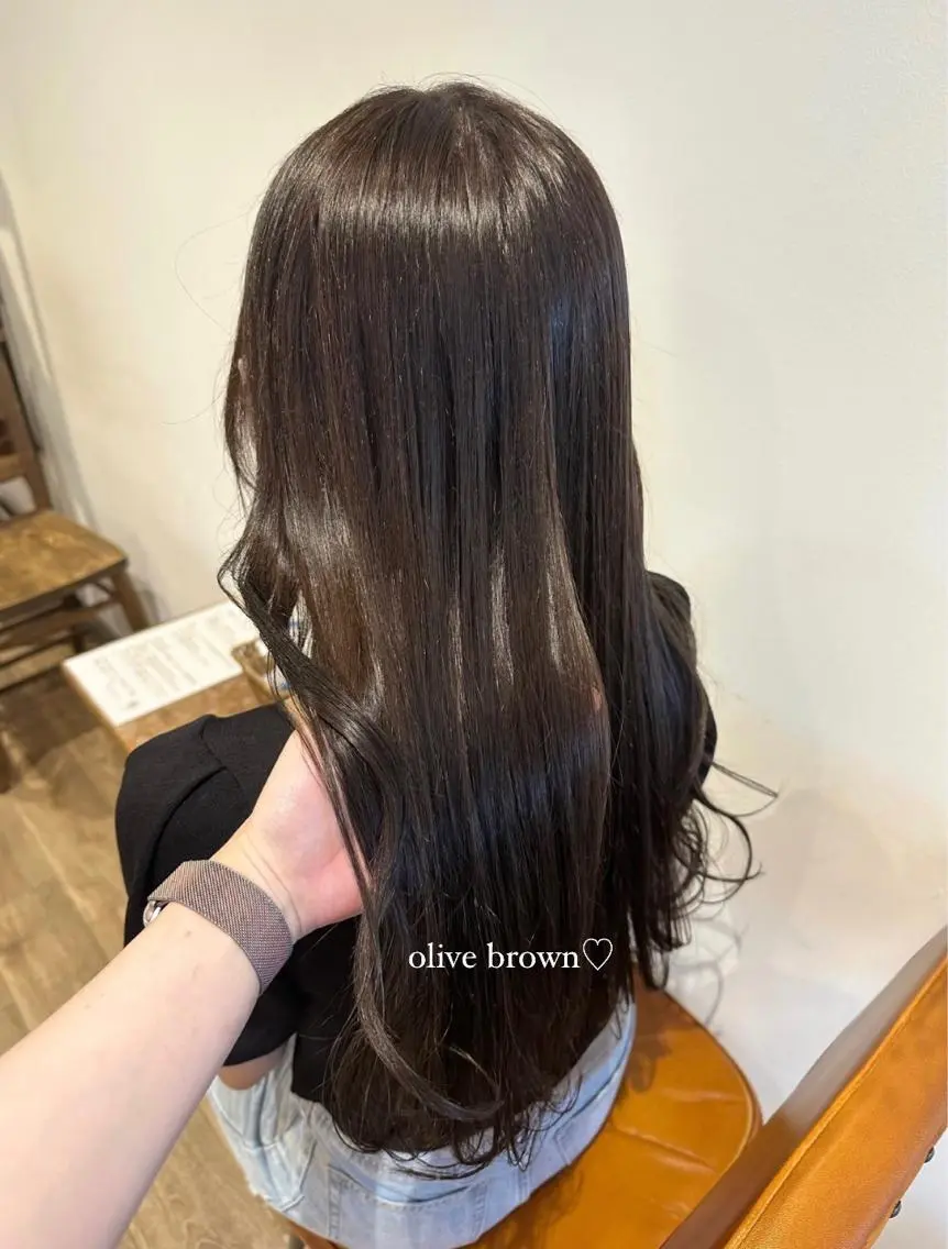 ロング カラー パーマ ヘアアレンジ キッズ ネイル マツエク・マツパ アイブロウ ブラウン ヘアカラー トリートメント Himawari♡ 柔らかいカラーのヘアスタイル