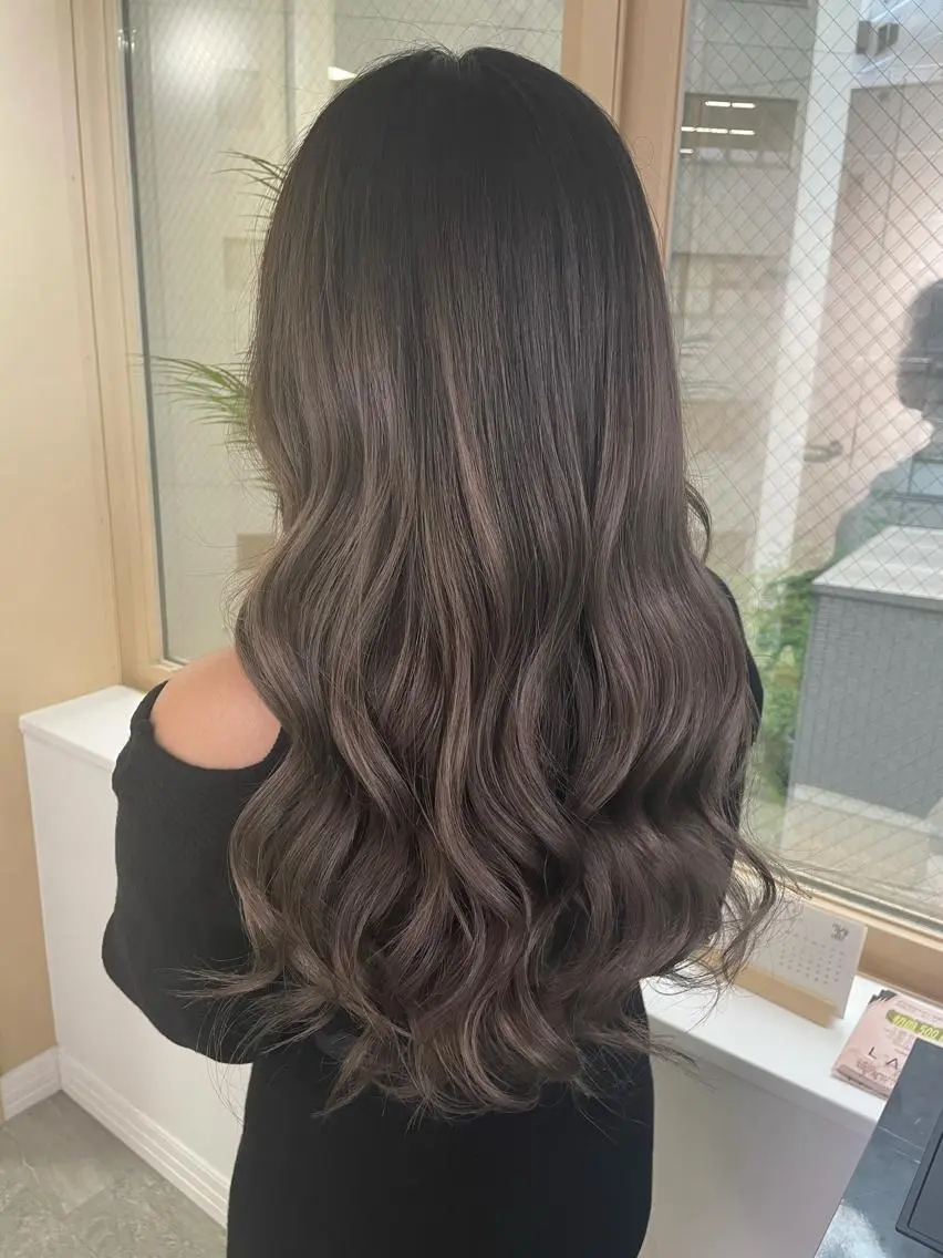 ロング カラー バレイヤージュ 外国人風カラー レイヤーカット ヘアカラー トリートメント 🌈プルエクステ& ハイトーン🌈関飛鳥のヘアスタイル