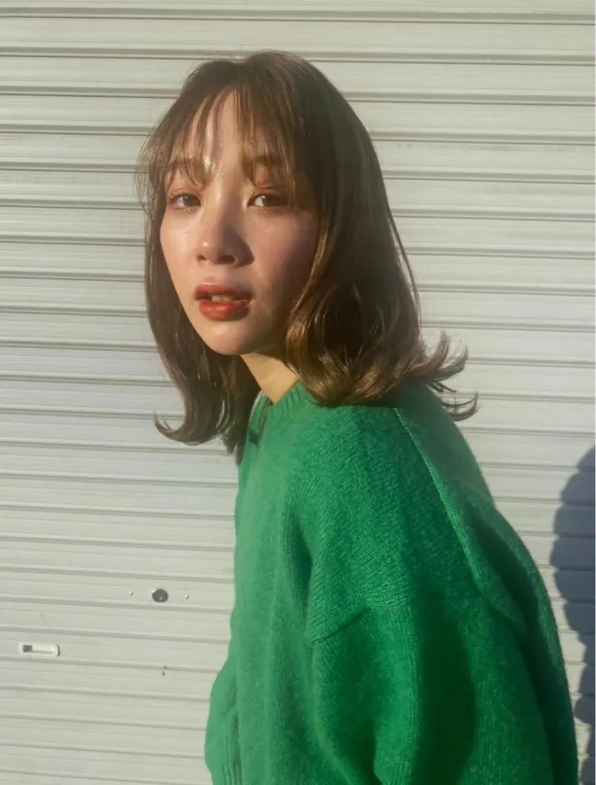 ロング カラー アッシュ ベージュカラー 顔周りカット レイヤーカット 小顔カット カット ヘアカラー 小顔レイヤー/ ベージュ🤍Rieのヘアスタイル
