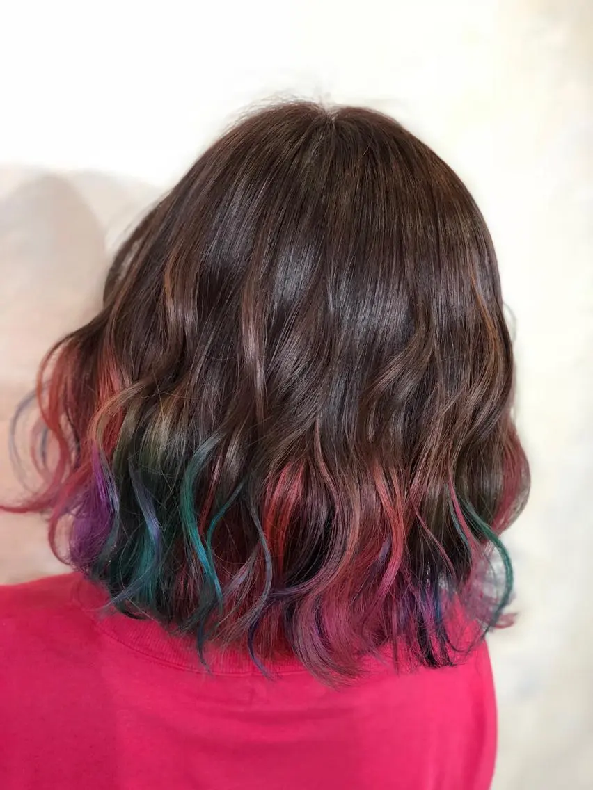 ショート カラー グラデーションカラー ユニコーンカラー ショートヘア 海外レイヤー/ 梅田美容室のヘアスタイル
