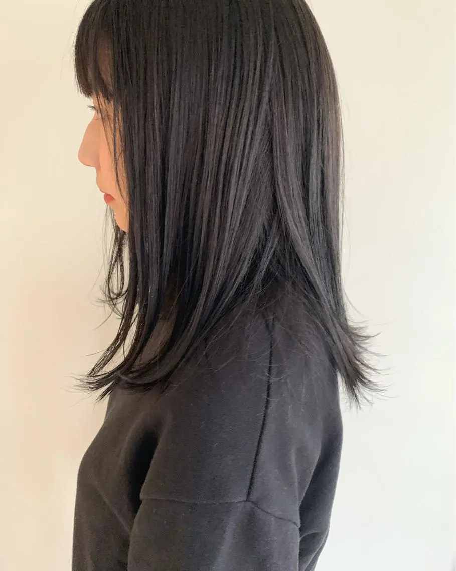 セミロング ヘアカラー トリートメント 柔らかいカラー🎀 rinaのヘアスタイル