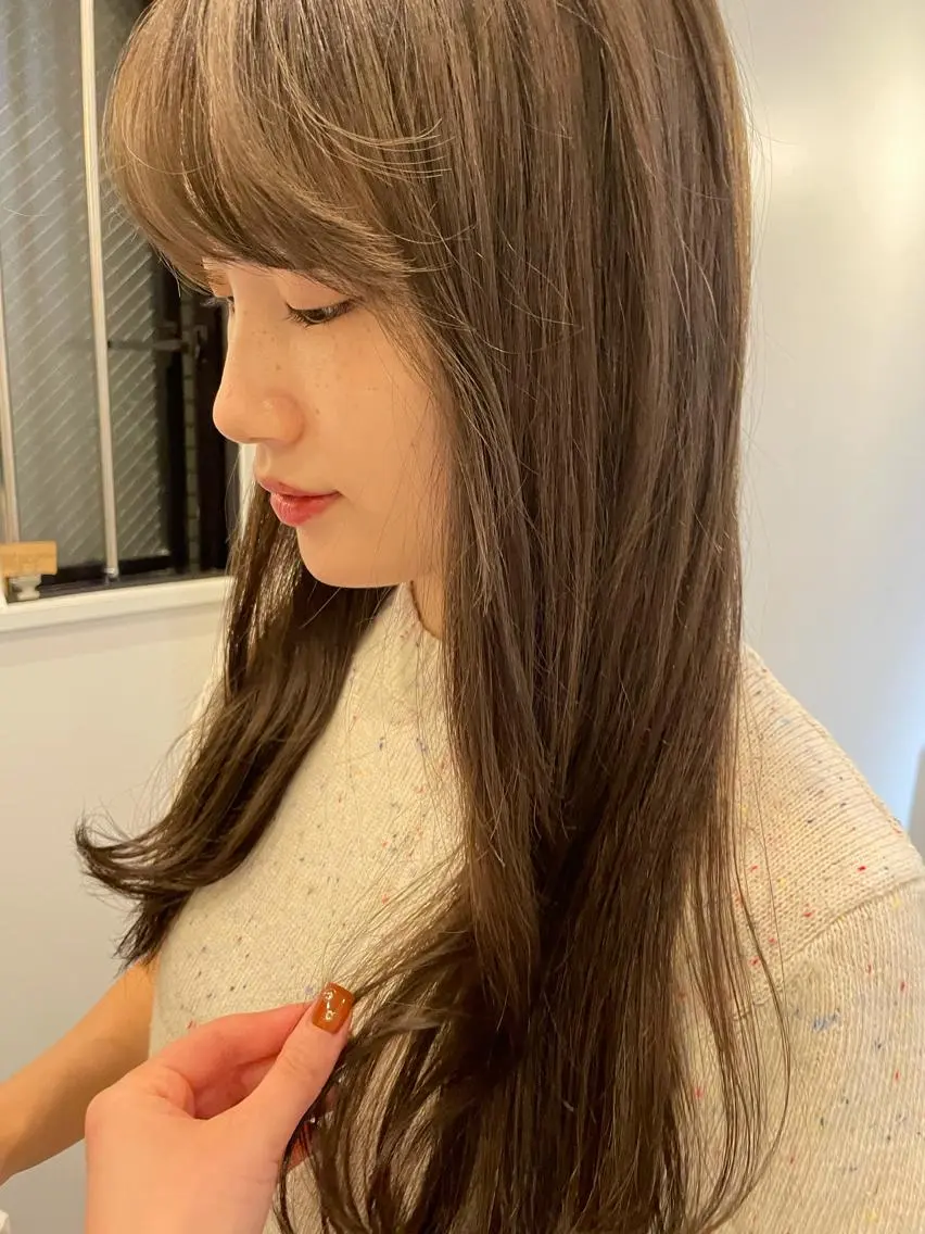 ロング カラー やまさきえりこ ニュアンスパーマのヘアスタイル