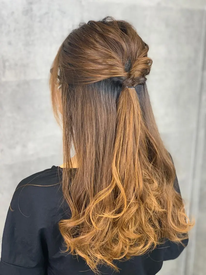ロング 河野 有希のヘアスタイル