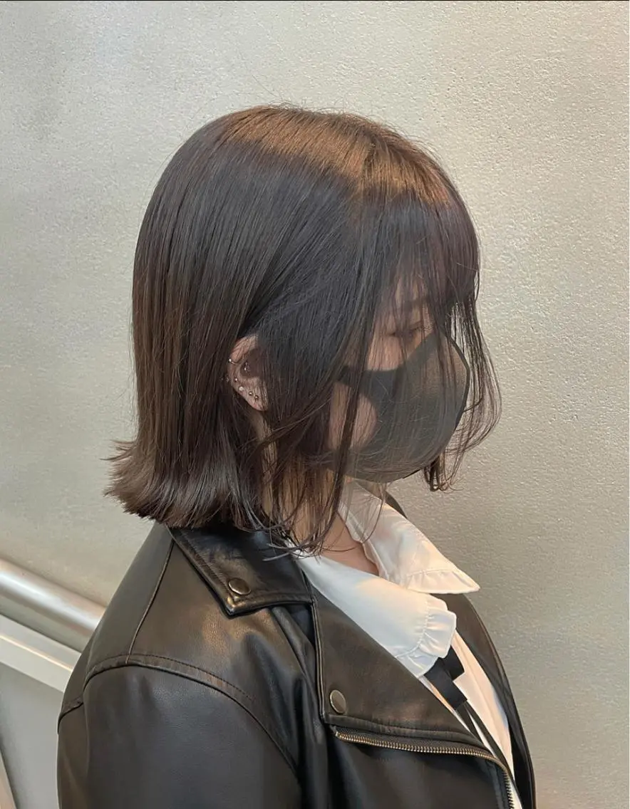 ミディアム カラー グレージュ ボブ 外ハネヘア 沖縄/ヘアアレンジ /ナカノのヘアスタイル