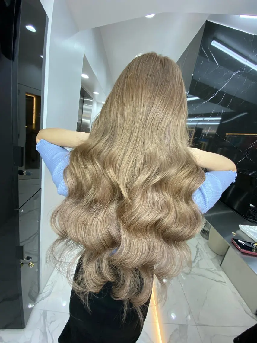 ロング カラー エクステ 魅力引き出しヘア🐾 るくものヘアスタイル