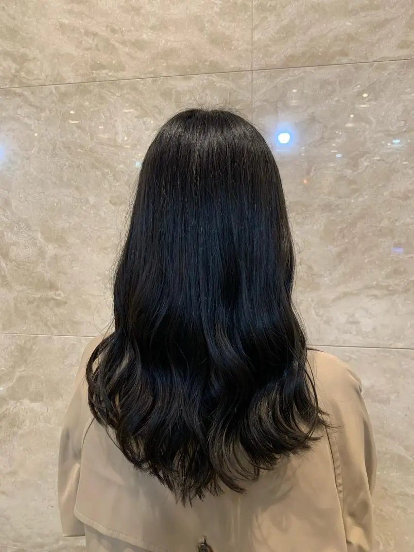 ロング カラー カット ヘアカラー 中島 由理菜のヘアスタイル