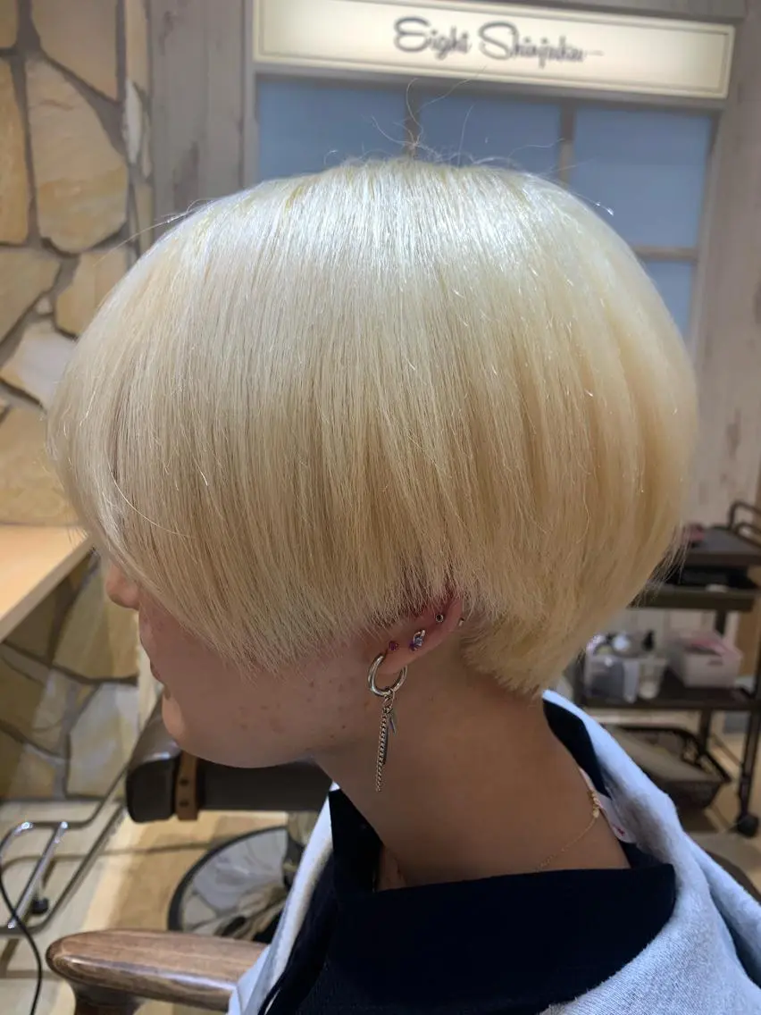 ショート ヘアカラー トリートメント 渋谷ハイトーン/ デザインカラー阿部のヘアスタイル