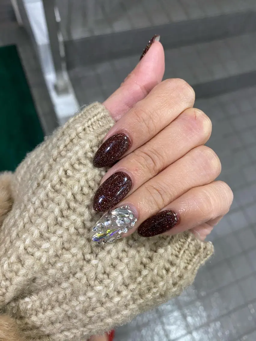 ネイル ハンドネイル 長谷川 奈緒美のネイルデザイン