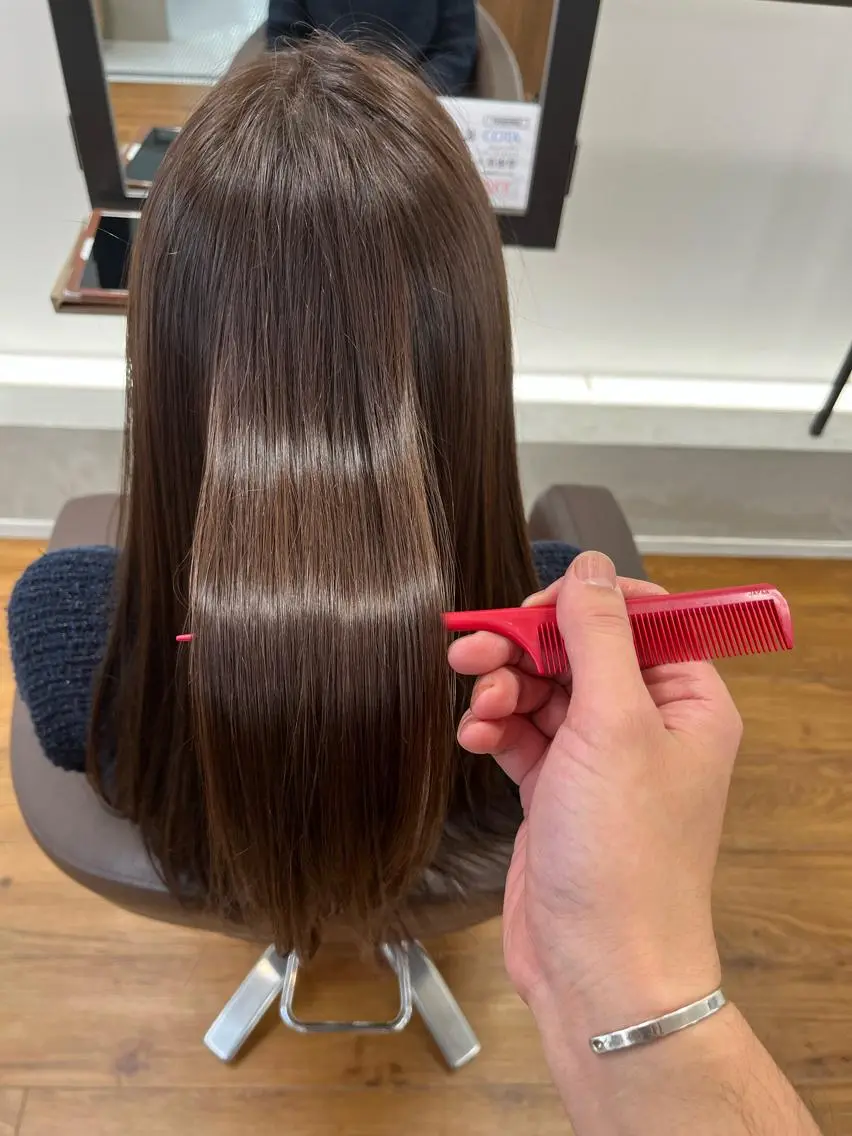 セミロング カラー 髪質改善 トリートメント 酸熱トリートメント オ ギのヘアスタイル
