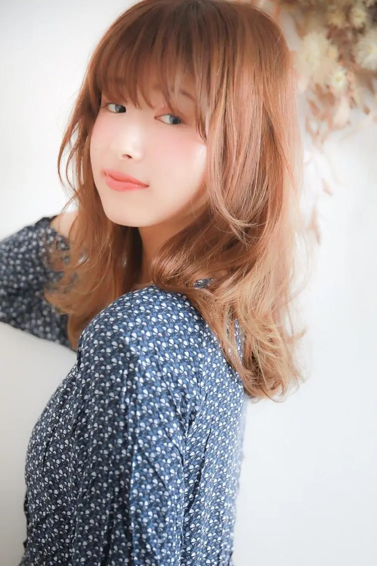 ミディアム カラー マツエク・マツパ 横浜Bob美容師🤎 ERINAのヘアスタイル