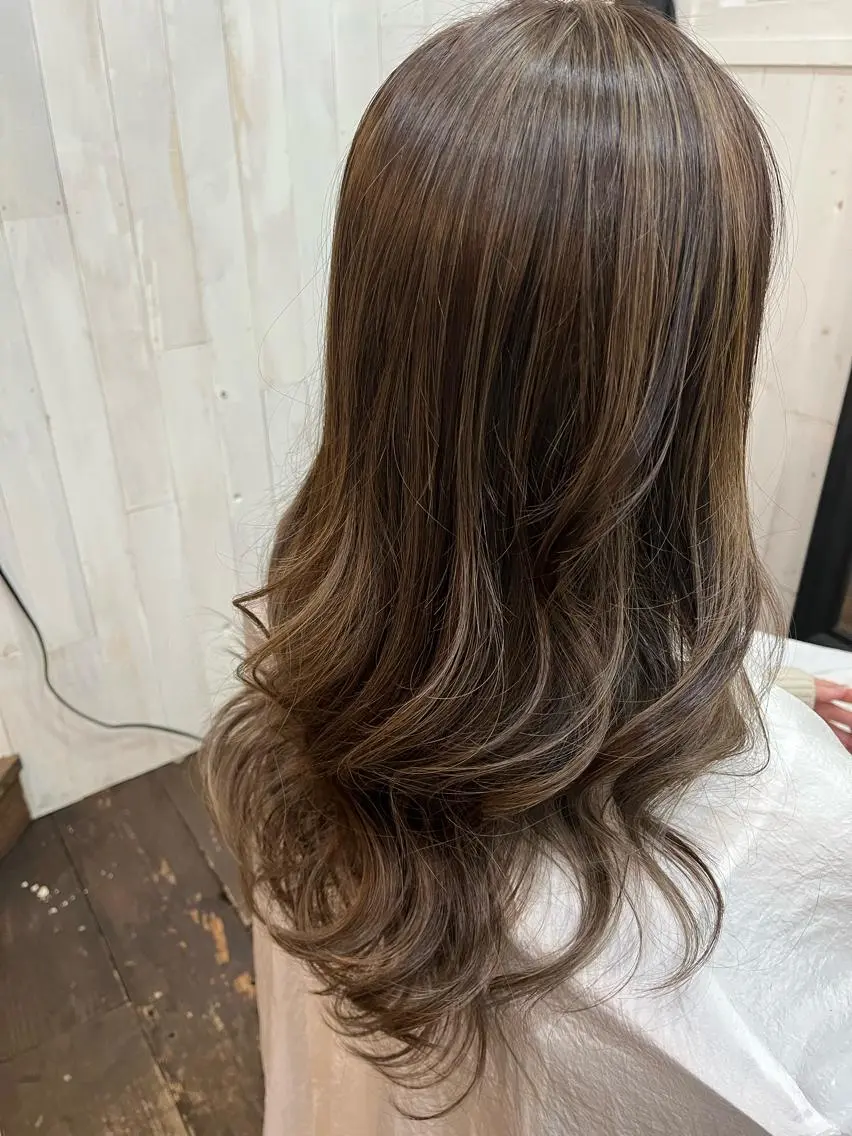 ロング 紙屋 隼人のヘアスタイル