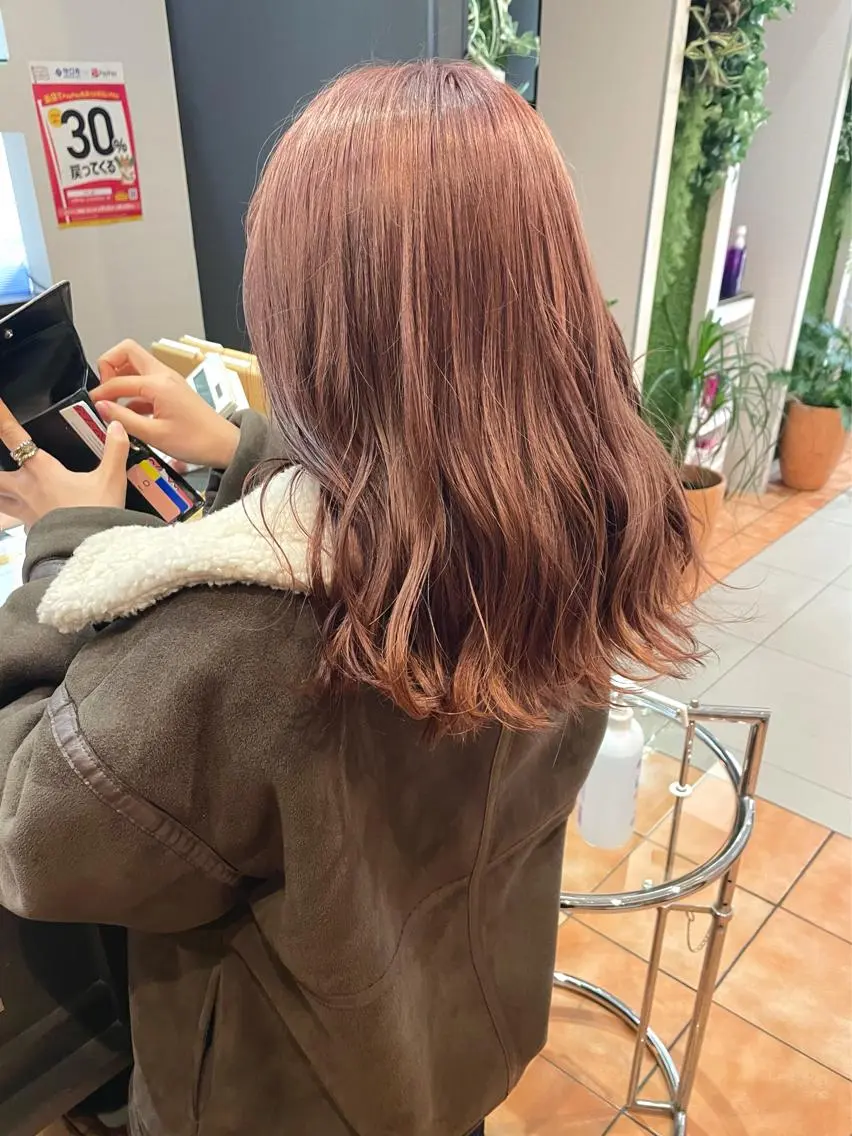 セミロング カラー カット ヘアカラー 明石遼/ベージュ / ピンクのヘアスタイル