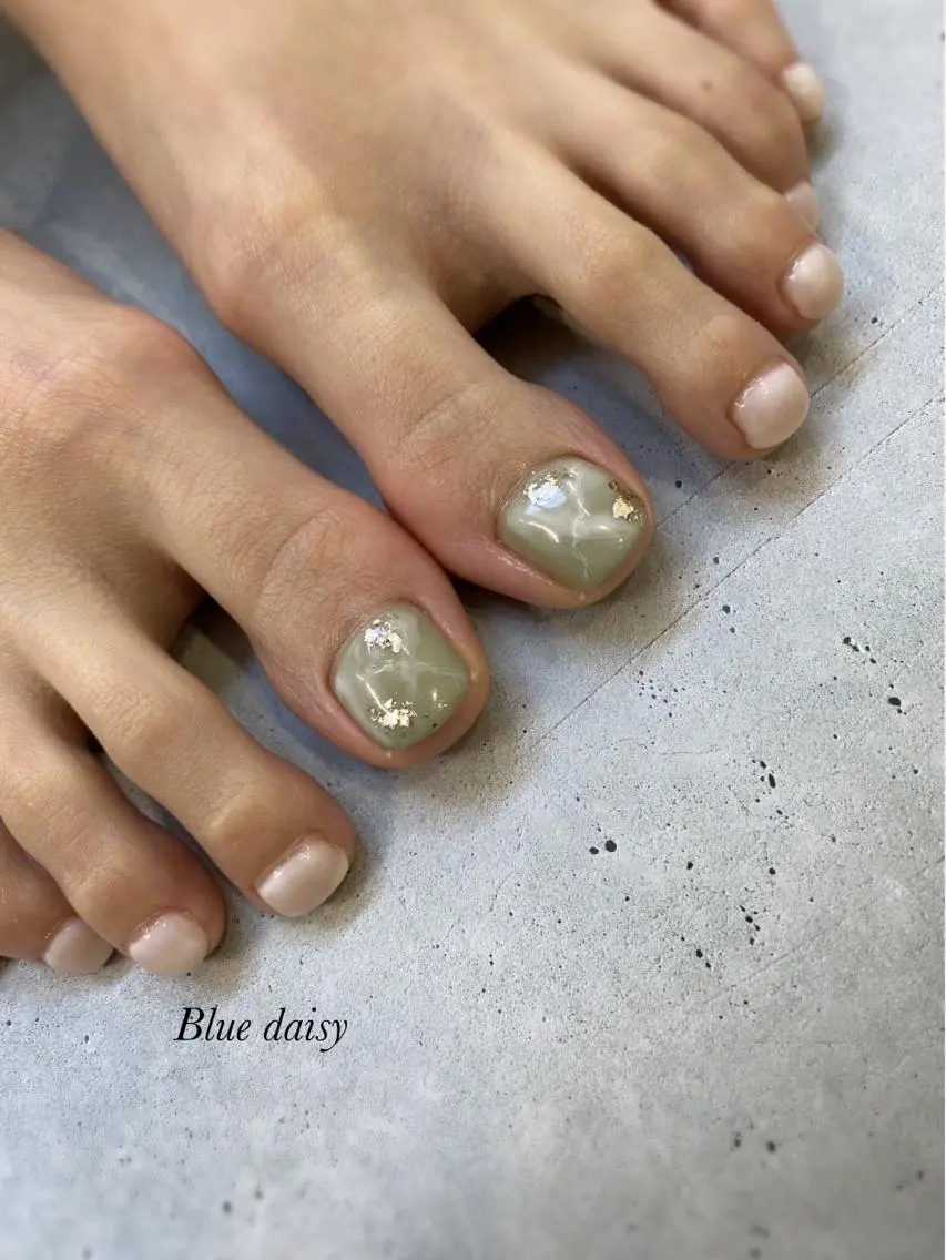ネイル アートネイル フットネイル Blue daisy 栄本店のネイルデザイン