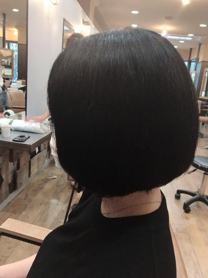ショート カラー 黒髪 カット ヘアカラー トリートメント 特殊カラー特化 ✂️SHIAN フジのヘアスタイル