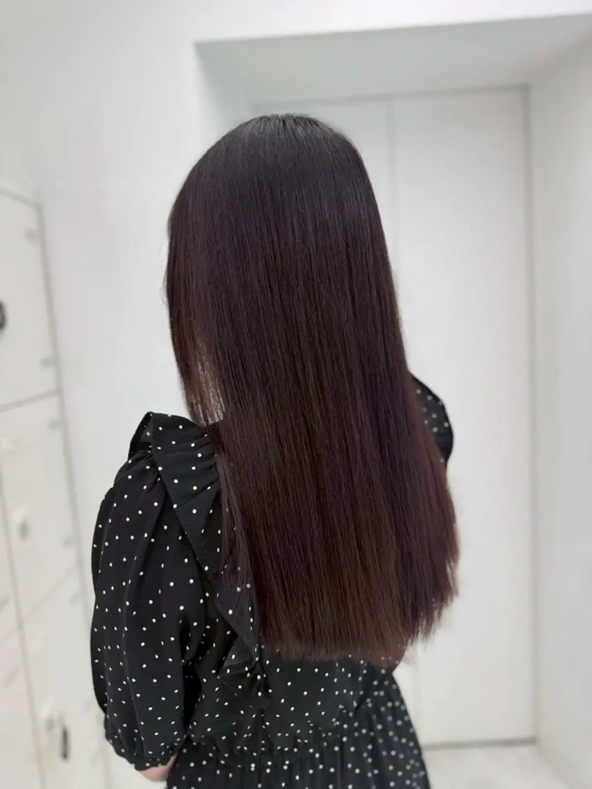 カラー トレンド透明感🤎 秋っぽカラー🧺🫧のヘアスタイル