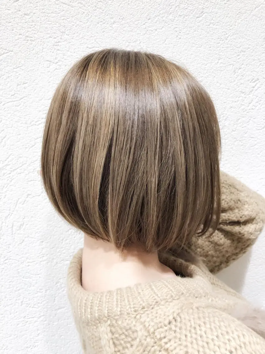 ショート カラー ハイライトカラー 3Dハイライト ボブ ハイライト biscohair 髪にドラマを。のヘアスタイル