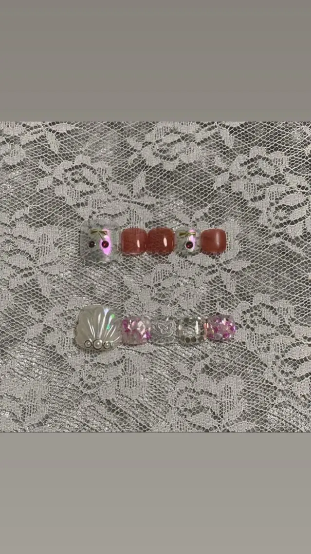 ネイル シンプルネイル フットネイル lylynail YUUKAのネイルデザイン