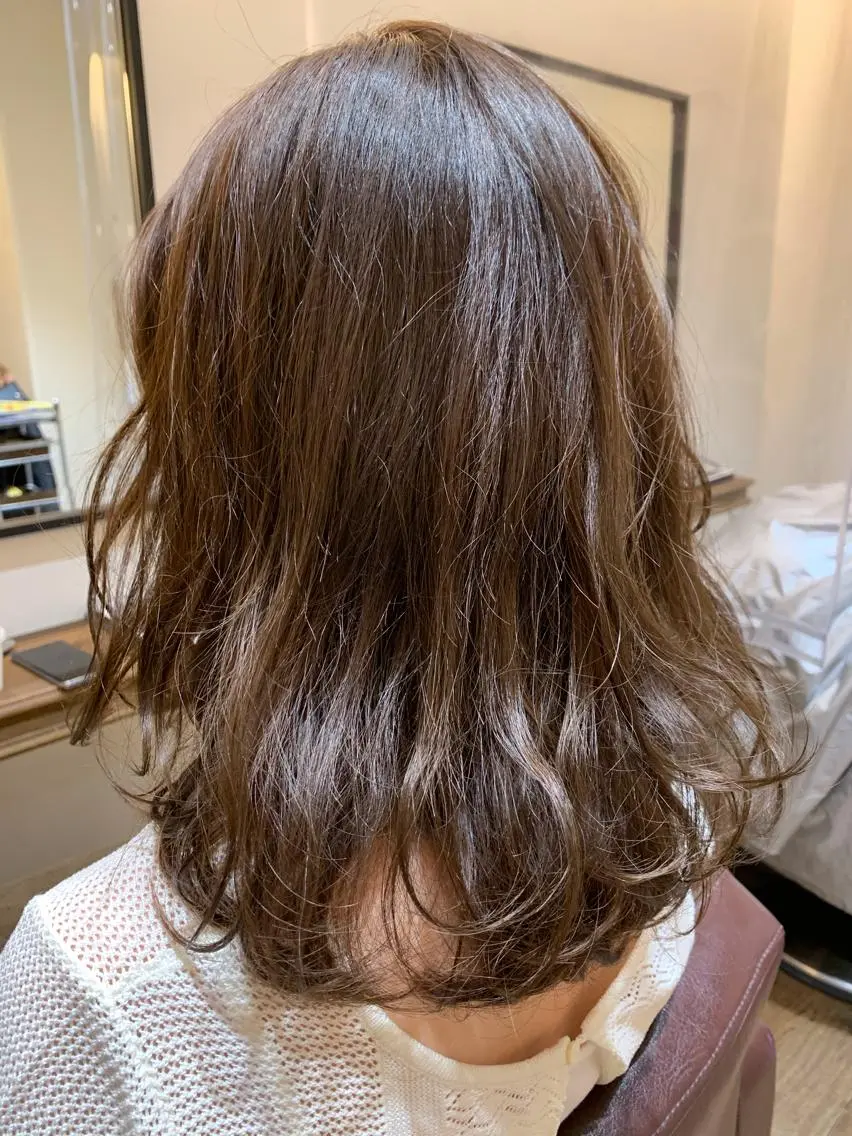 ミディアム カラー カット ヘアカラー トリートメント tasty priv ate gardenのヘアスタイル
