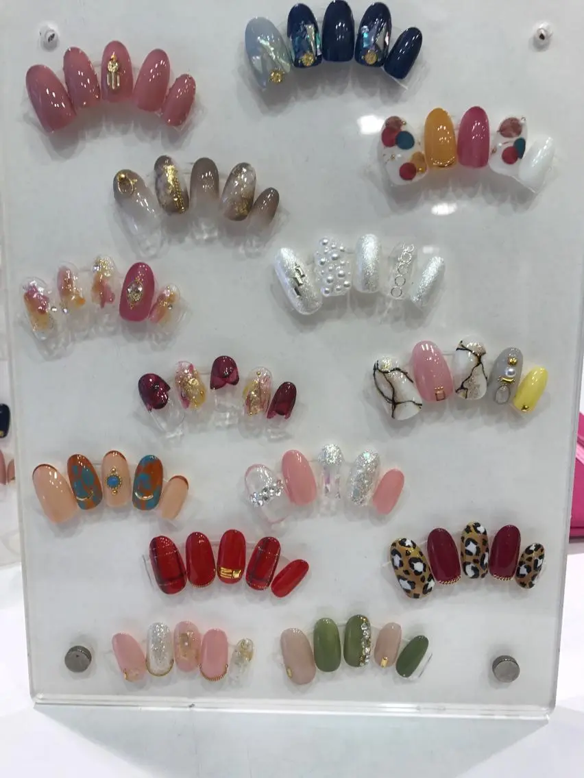 ネイル Charme. NOBUKOのネイルデザイン