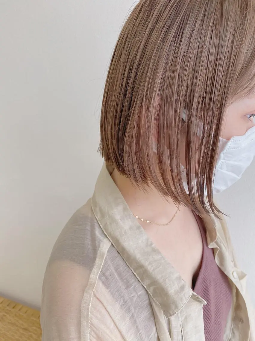 ショート カラー ヘアカラー トリートメント 顔周りレイヤーカット ブリーチminamiのヘアスタイル