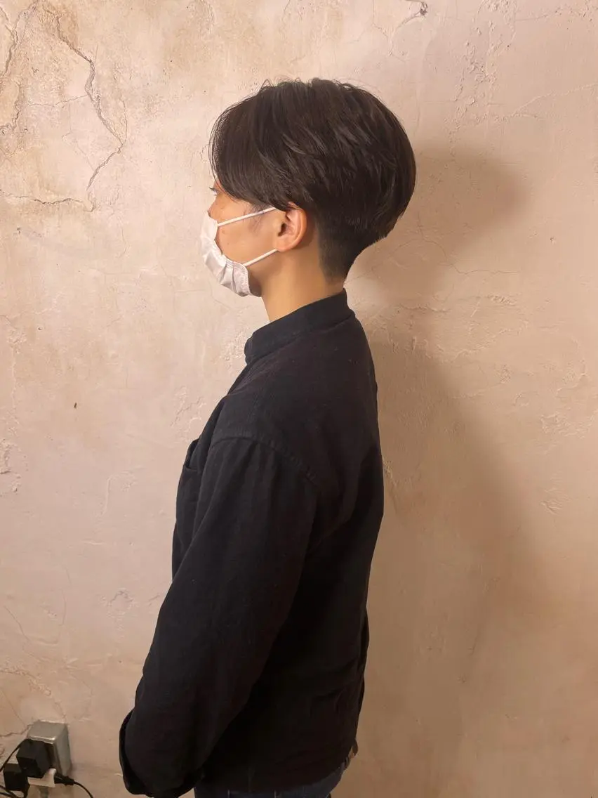 ショート ハンサムショート ショートヘア カット ヘアカラー マネージャー 山城洸希のヘアスタイル
