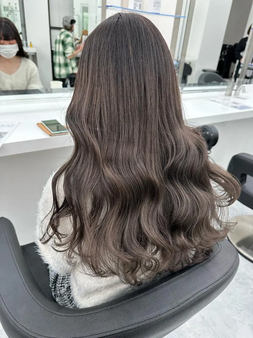 カラー ヘアカラー トリートメント ヘッドスパ ヘアセット レイヤーダブルカラー KYONのヘアスタイル
