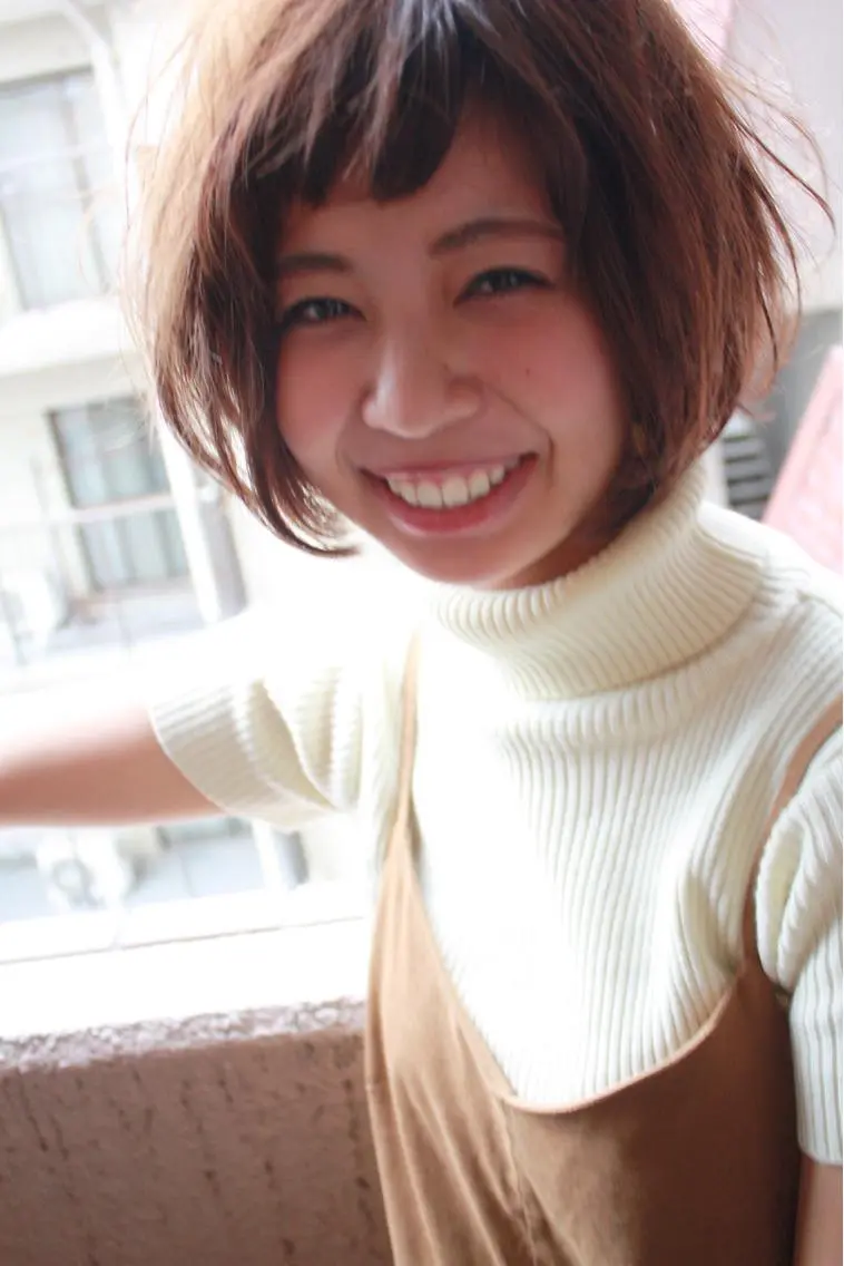 ショート カラー パーマ ブリーチ イルミナカラー 髪質改善 トリートメント tuuli トゥーリのヘアスタイル