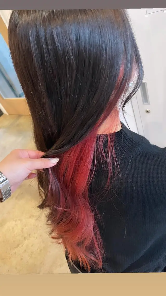 セミロング カラー ヘアアレンジ REONA🪽✨薬院 レイヤーカット🫧のヘアスタイル