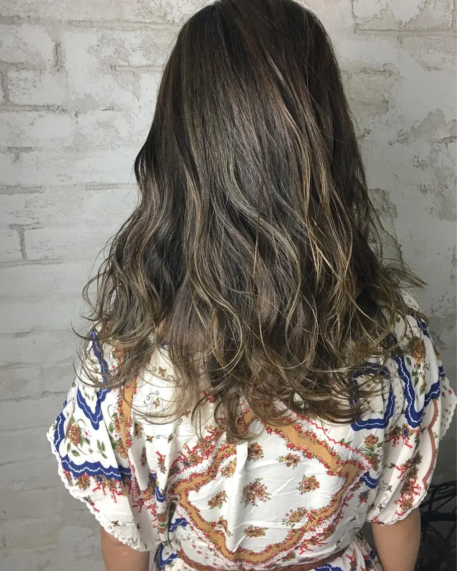 セミロング カラー boutique misakiのヘアスタイル