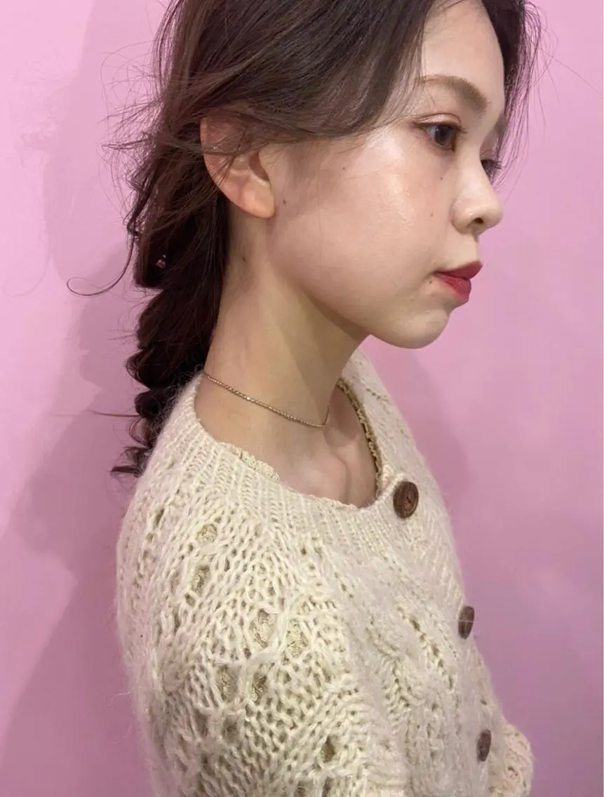 セミロング カラー ベージュカラー 顔まわりレイヤー レイヤーカット 岩田 萌那のヘアスタイル