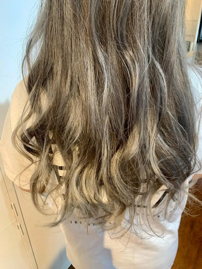 ロング カラー ヘアカラー トリートメント N゚秋田店【副店長】 aiのヘアスタイル