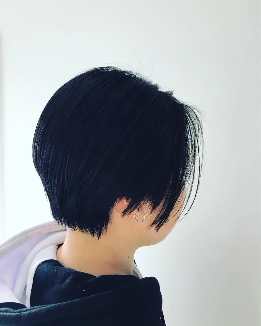 ショート 🔹TOMO🔹 圧倒的経験値🔹のヘアスタイル