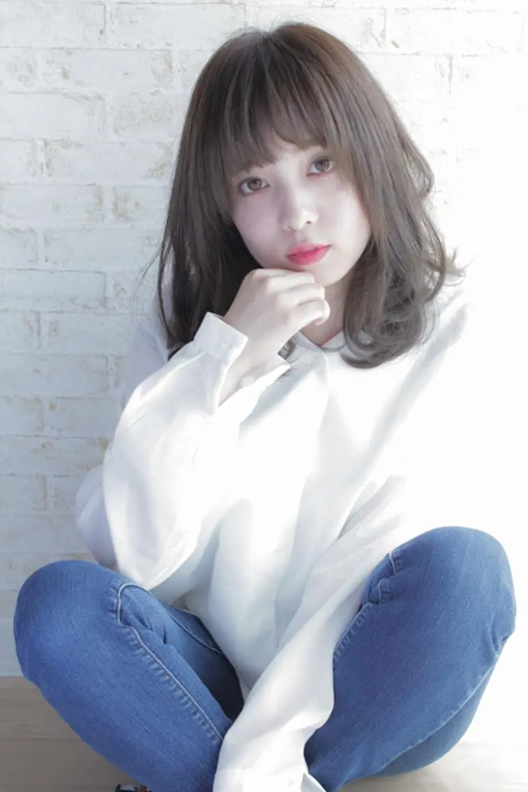 セミロング カラー ブルーカラー ブルージュ beauty: beast 中目黒店のヘアスタイル