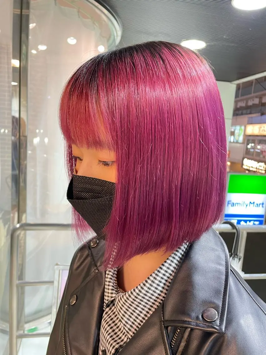 ミディアム カラー ブリーチ ピンクカラー カット トリートメント aya/小顔レイヤー /柔らかカラーのヘアスタイル
