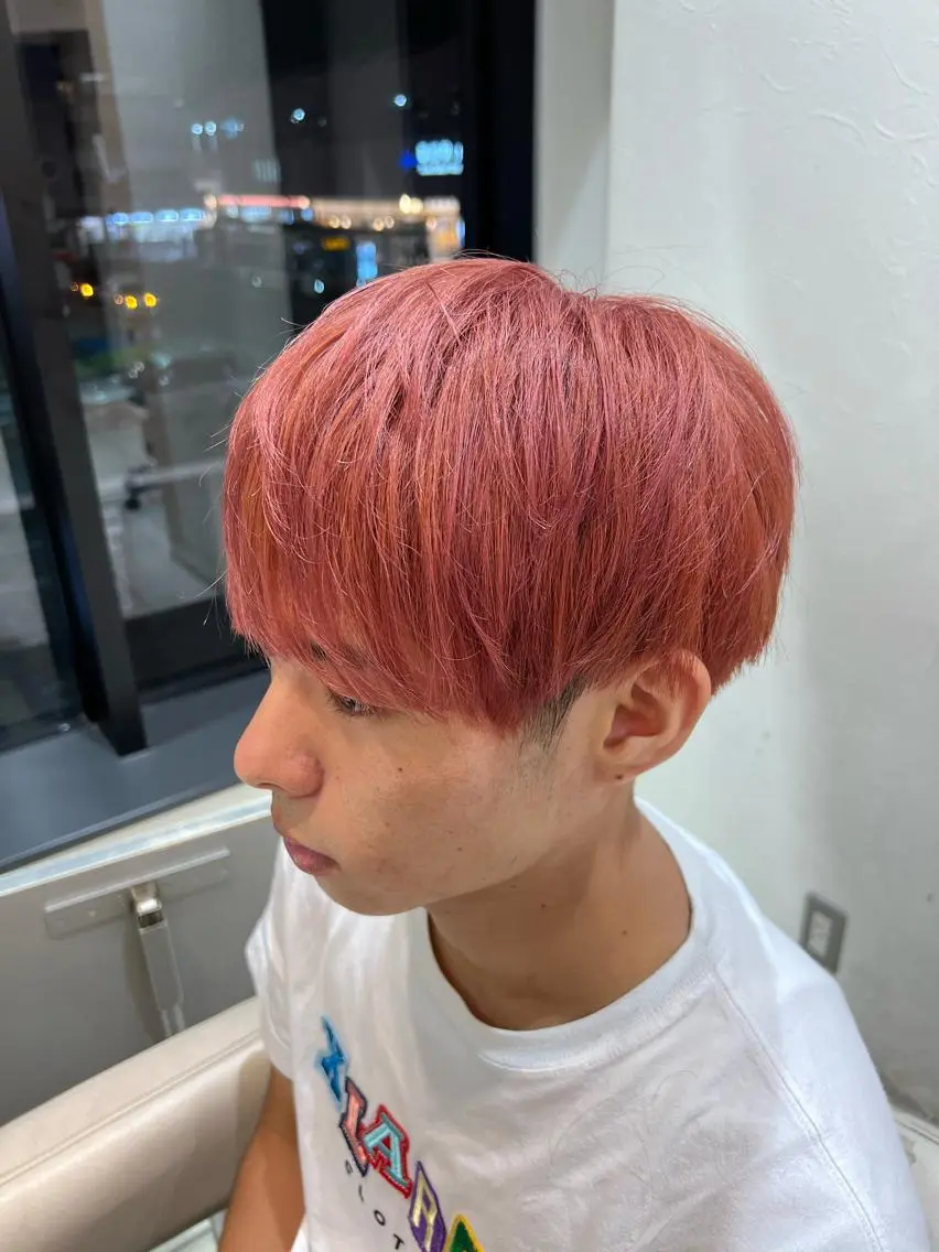 ショート メンズ メンズブリーチ カット ヘアカラー 難波 勝哉のヘアスタイル