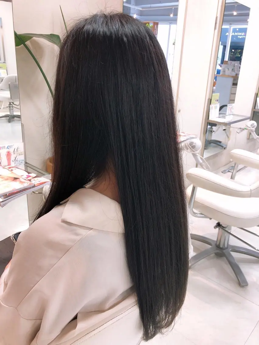 ロング ヘアカラー 阿部 美咲のヘアスタイル