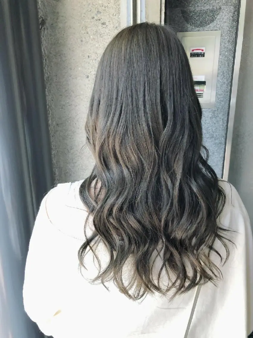 ミディアム ヘアアレンジ カラー カット ヘアカラー トリートメント GiseL 博多 ジゼル 博多のヘアスタイル
