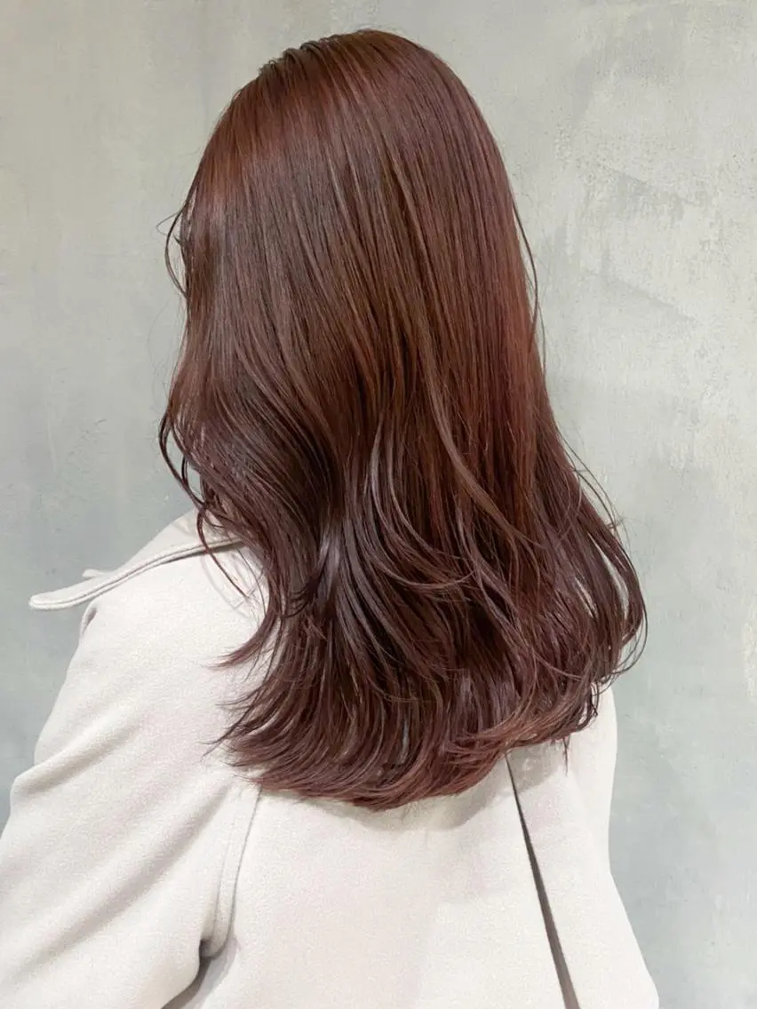 ミディアム カラー ブラウンカラー カット ヘアカラー トリートメント ITbyALBUM 八王子店のヘアスタイル