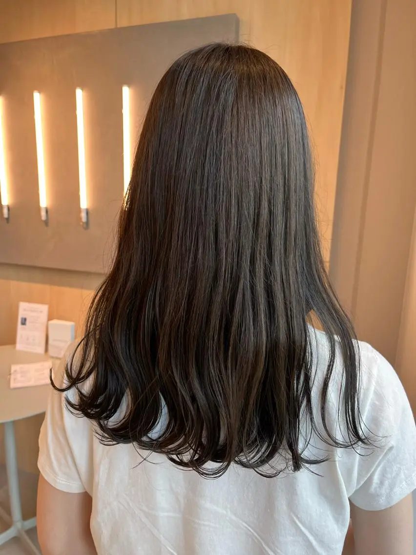 セミロング カラー カット ヘアカラー トリートメント 恒松 大毅のヘアスタイル