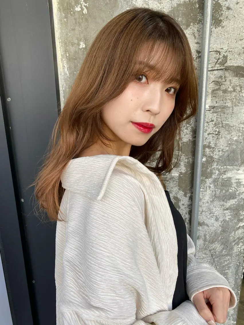 セミロング カラー Pia ツボイ ケイタのヘアスタイル