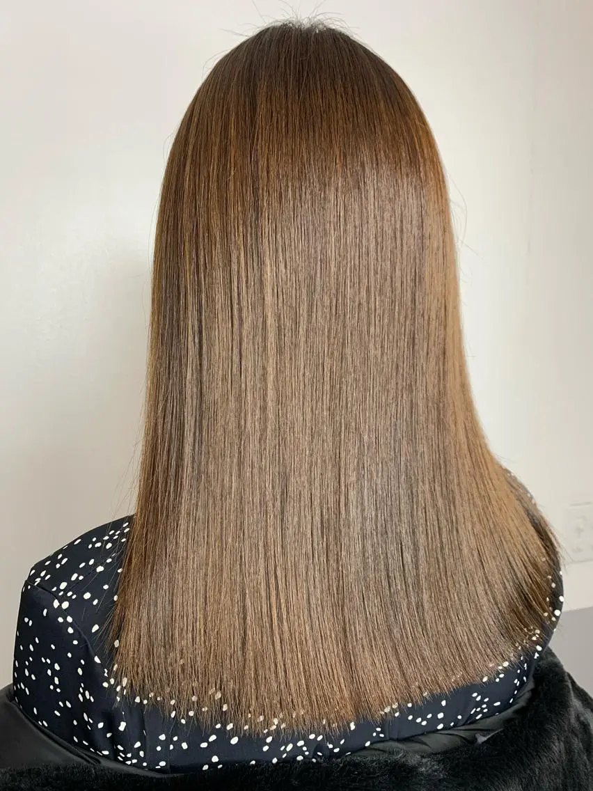セミロング カラー セミロングパーマ ブリーチ トリートメント トップ スタイリストのヘアスタイル